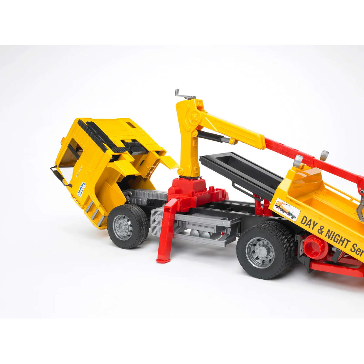 Bruder MAN Breakdown Truck with Cross Country Vehicle