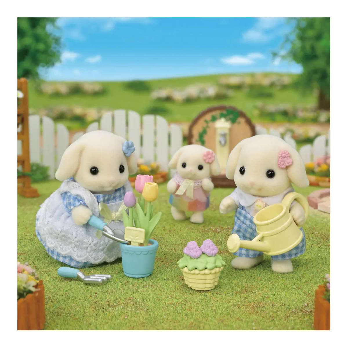 Calico Critters Blossom Gardening Set
