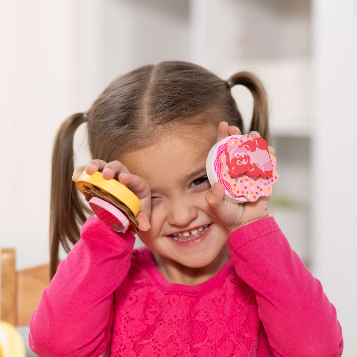Melissa and Doug Play to Go Cake & Cookies Play Set