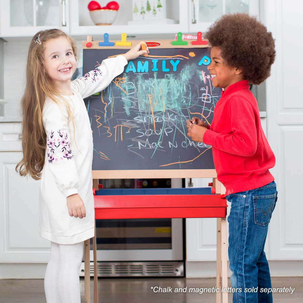 Melissa & Doug - Deluxe Magnetic Standing Art Easel