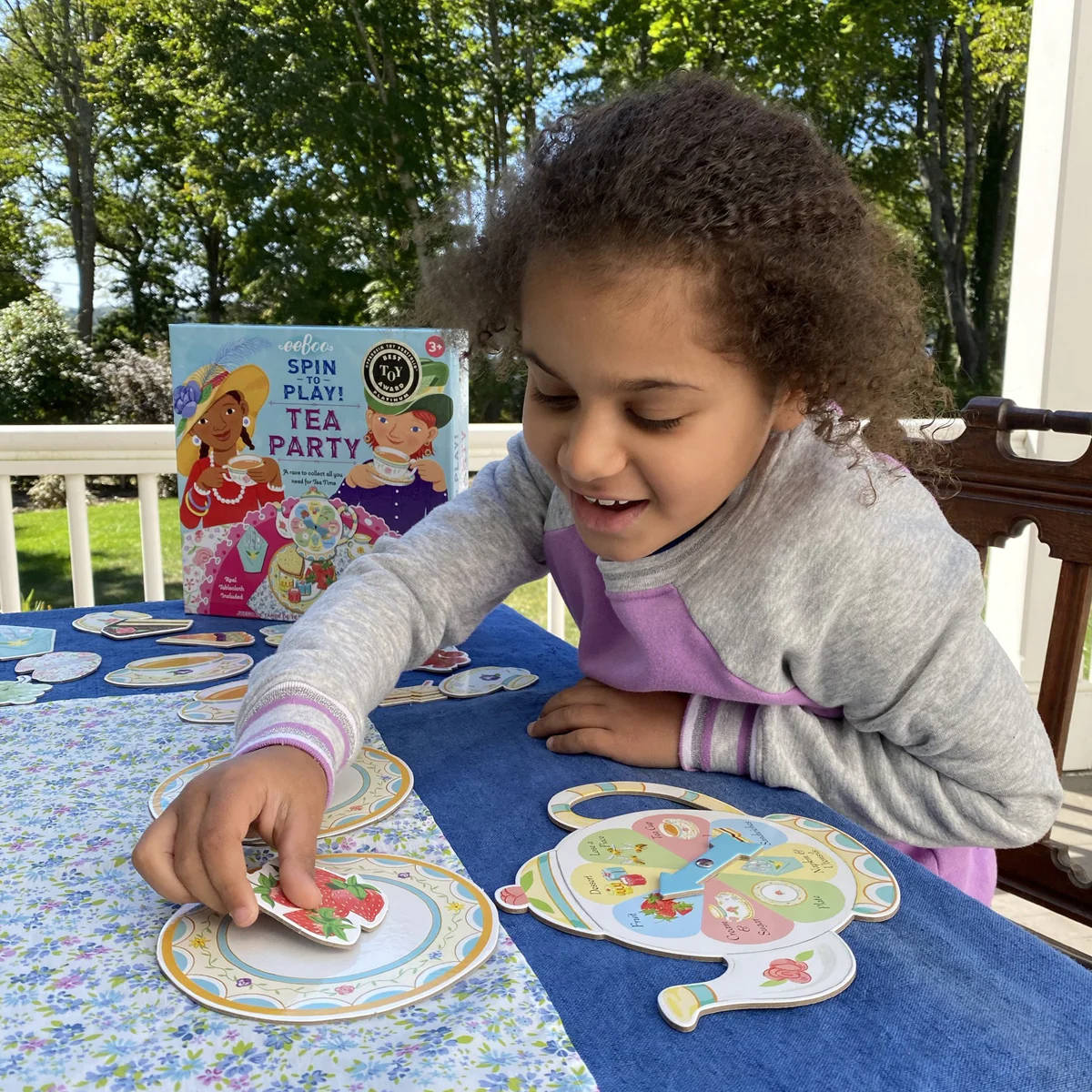 eeBoo Tea Party Spinner Game
