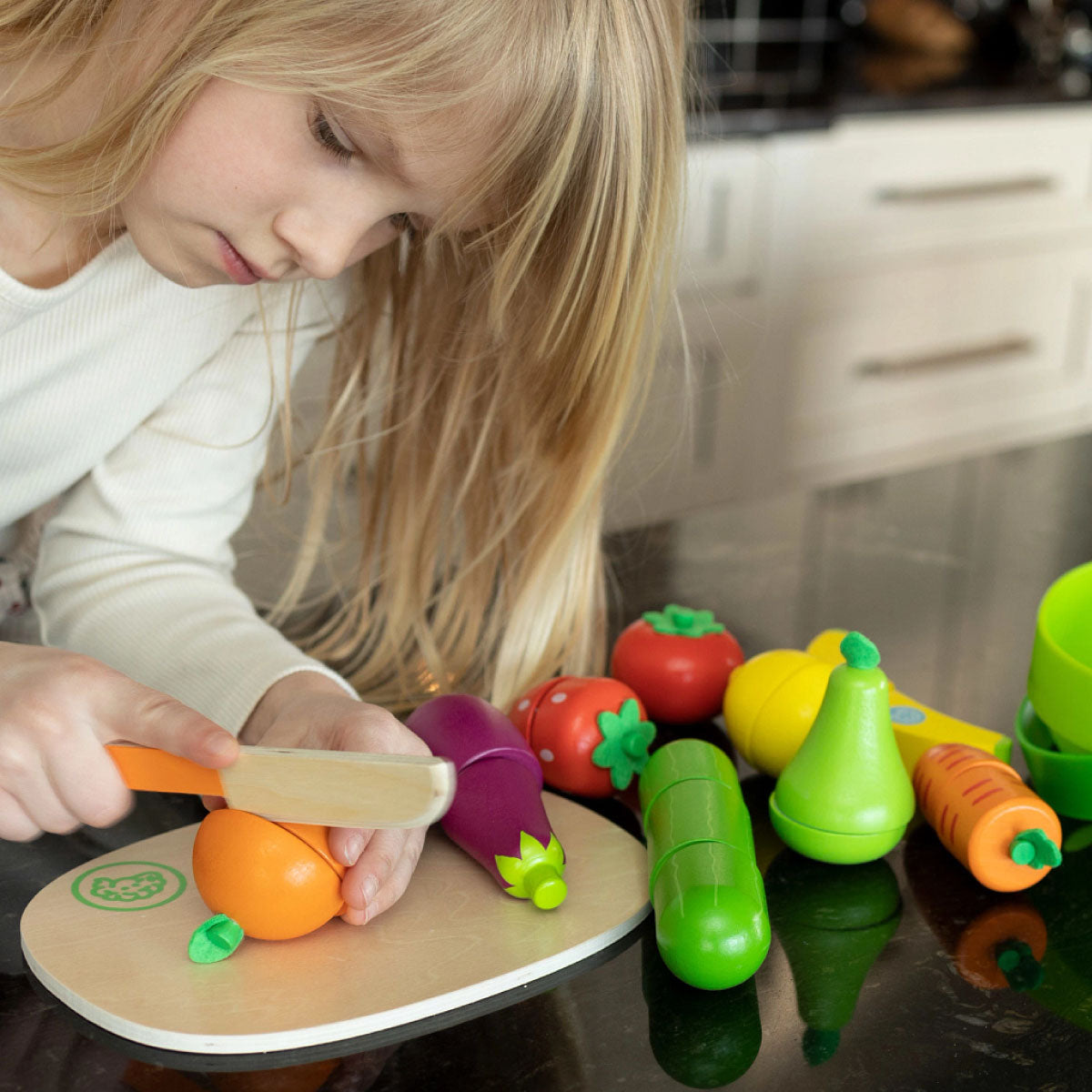 Fat Brain Pretendables Fruit & Veggie Basket Set