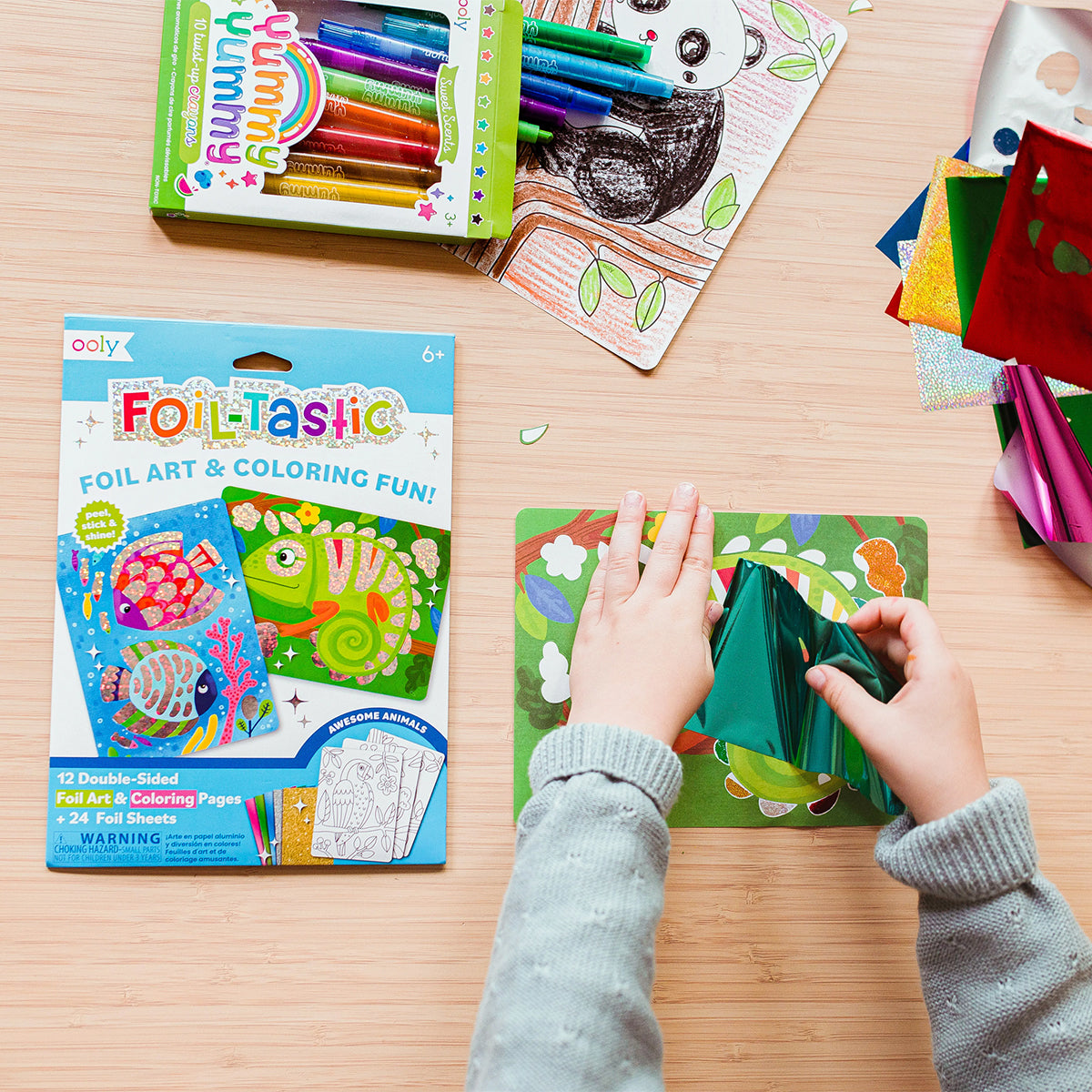 Foil-tastic Foil Art & Coloring Awesome Animals by Ooly