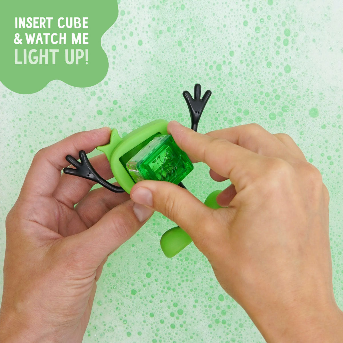 Glo Pals Pippa Character + 2 Green Cubes