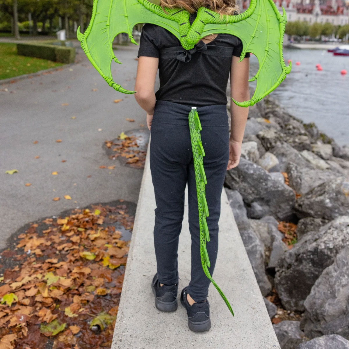 Great Pretenders Rubberized Dragon Tail