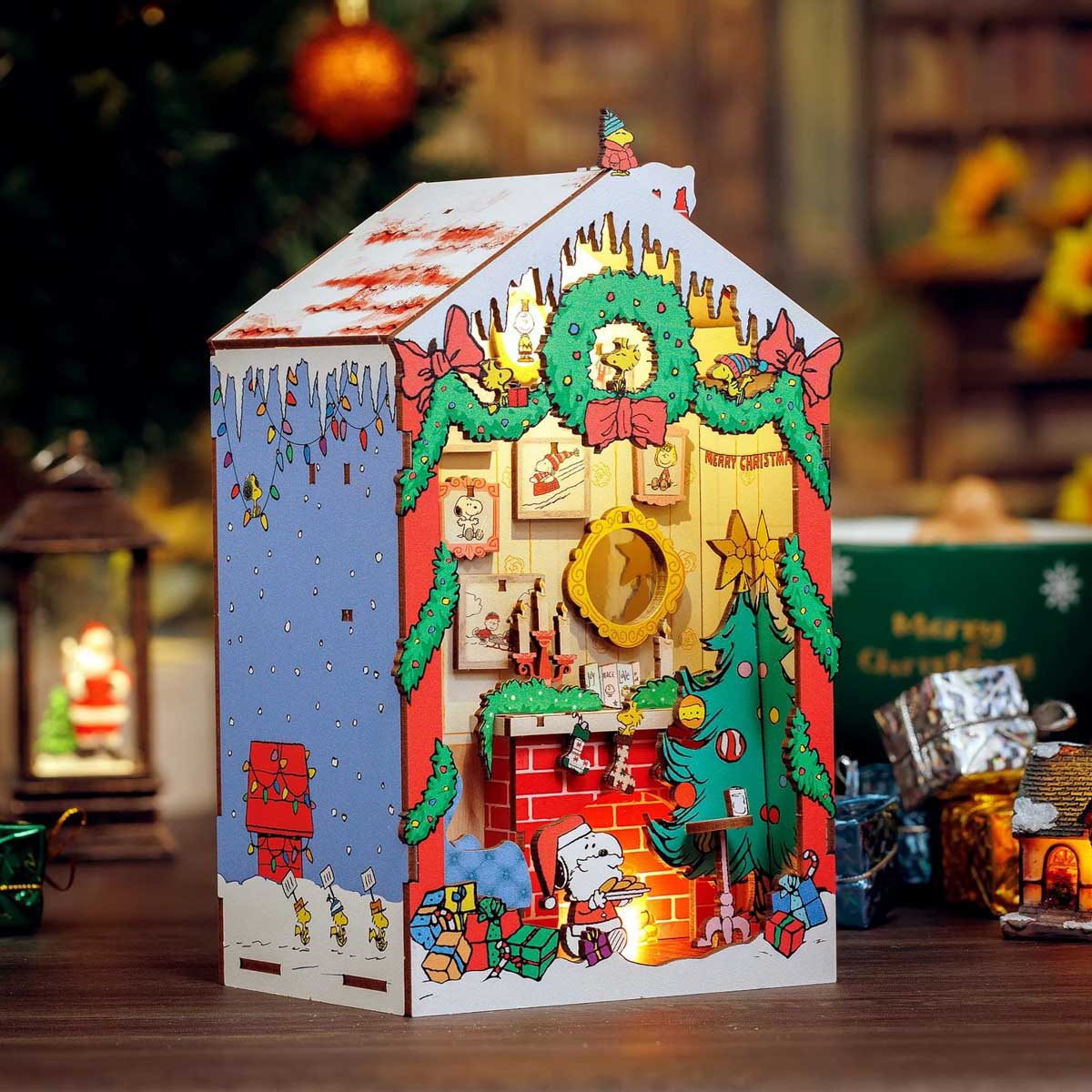 Hands Craft - Peanuts Christmas DIY Book Nook Kit