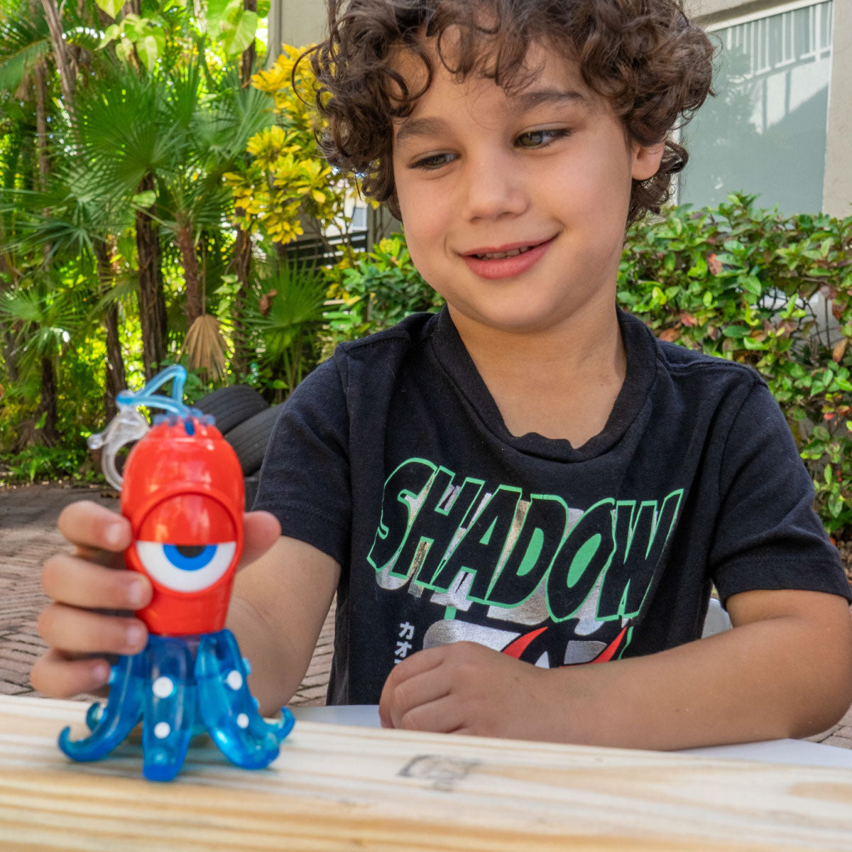 Handy Famm Octopus Flat Head Screwdriver - Ollie