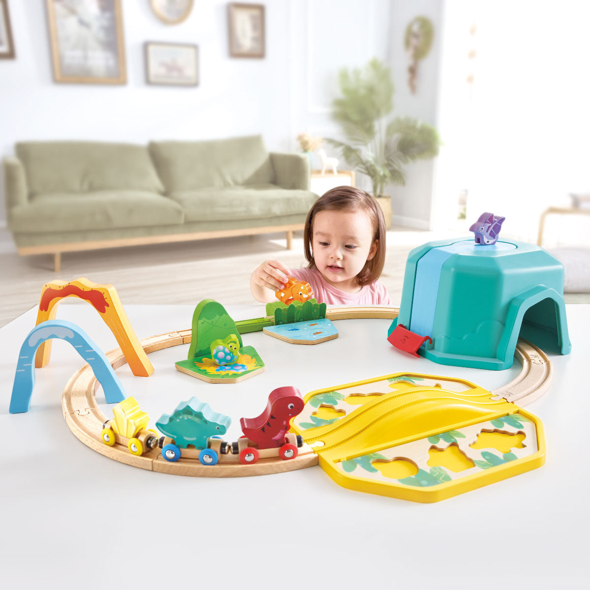 Hape Dinosaur Train Bucket Set