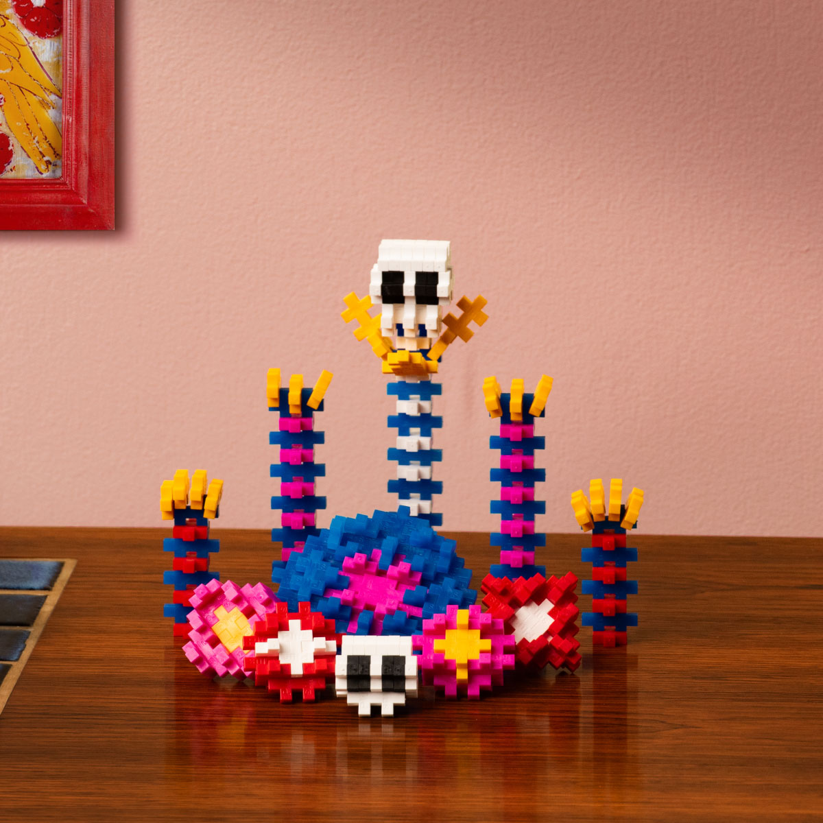 Plus-Plus Inspired: Kahlo, The Frame