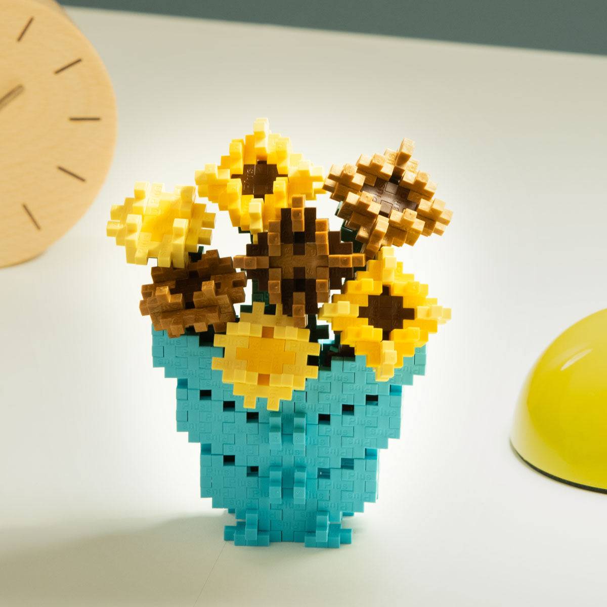 Plus-Plus Inspired: Van Gogh, Sunflowers