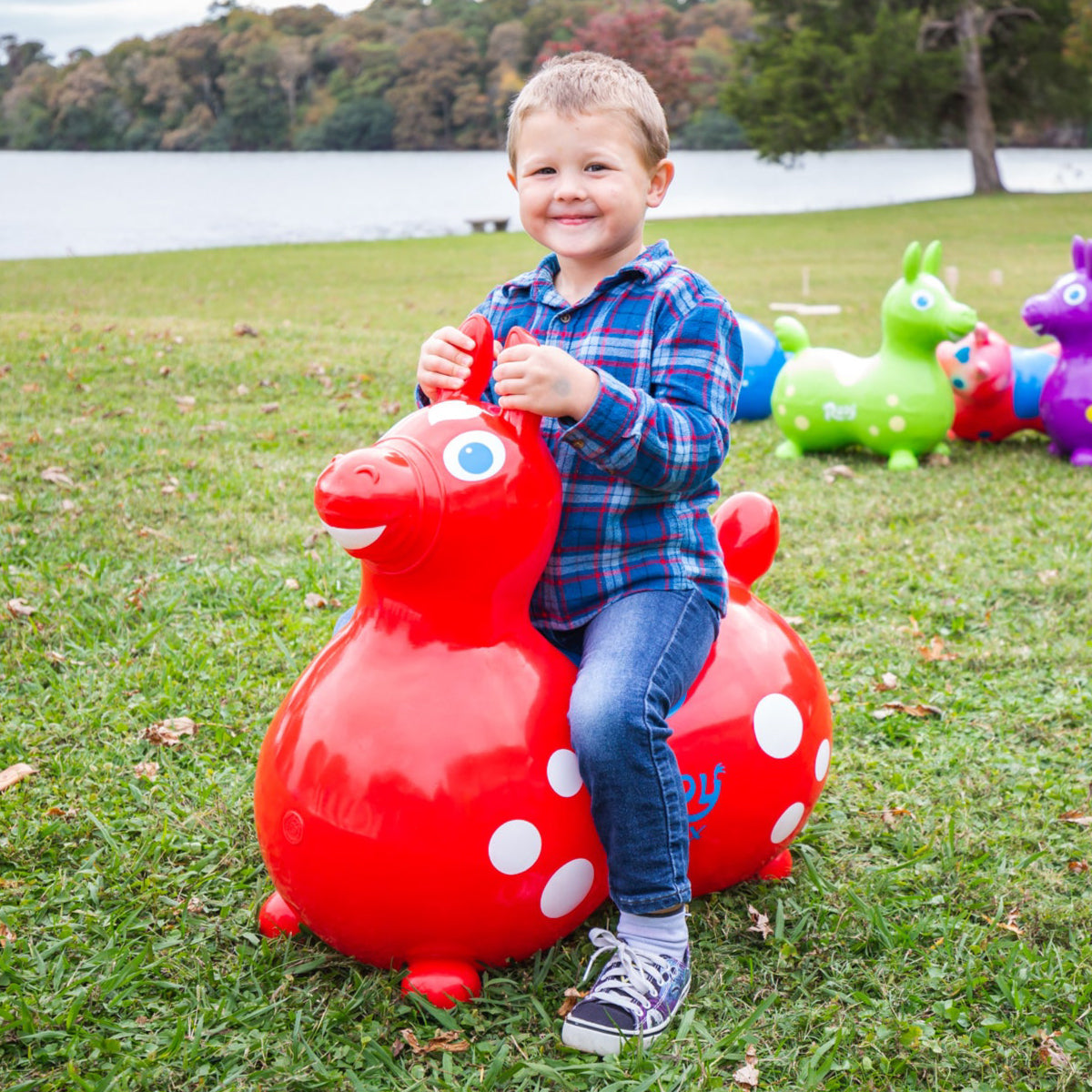 Child riding a Gyminc Rody Max