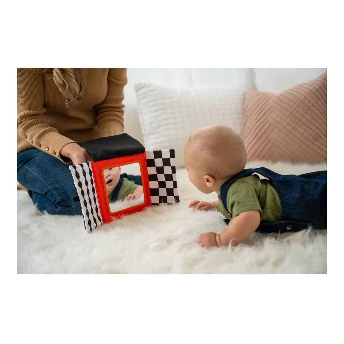 Wimmer Peek & Go Mirror Manhattan Toy