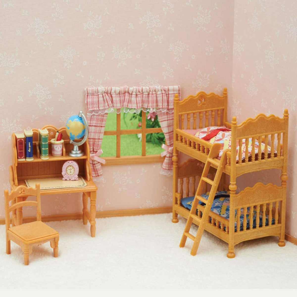 Calico Critters Children's Bedroom Set