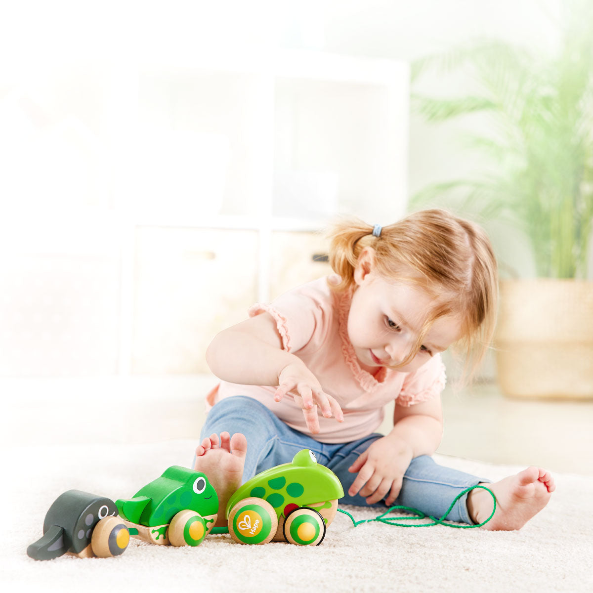 Hape Pull Along Frog Family