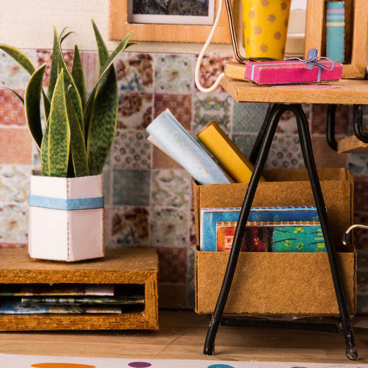 DIY Miniature House - Soho Time Office