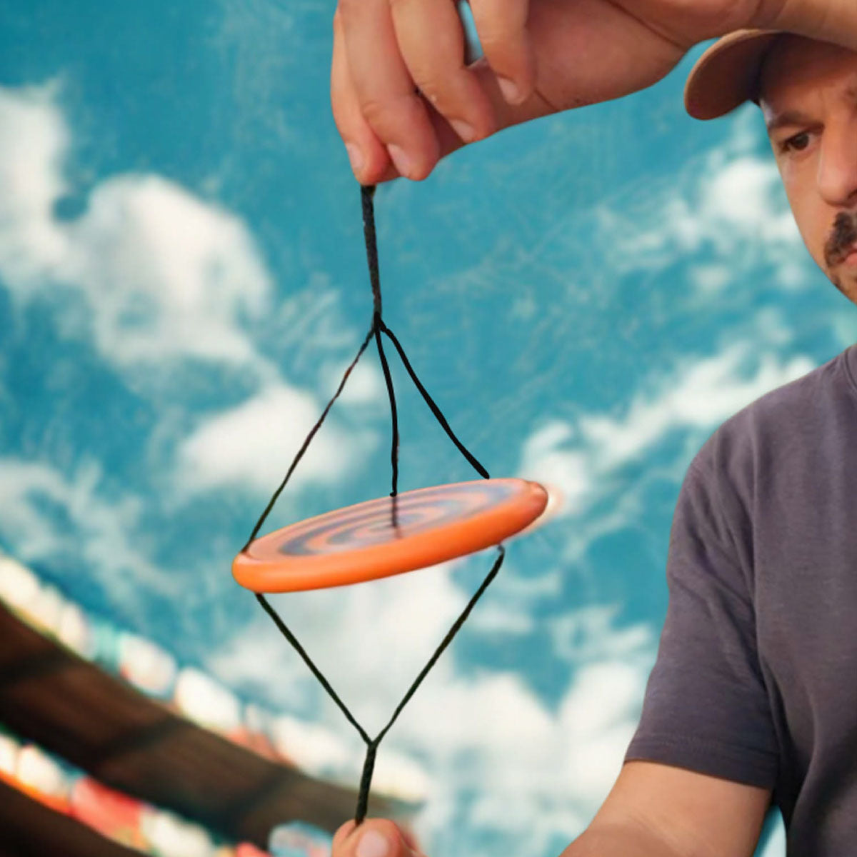 Blue Orange Yo-Spin The Yo-Yo Spinner