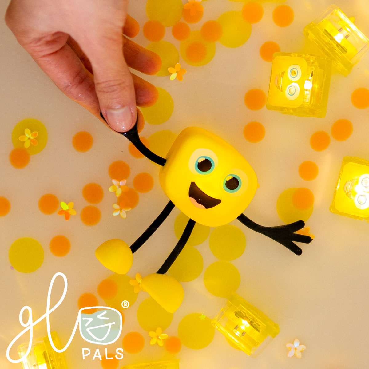 Glo Pals Alex Character + 2 Yellow Cubes