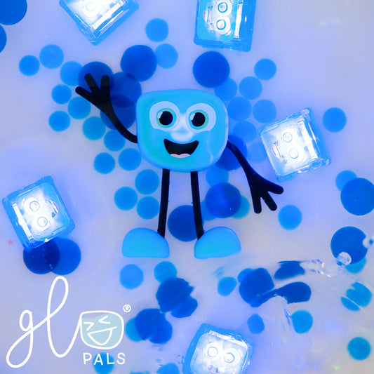 Glo Pals Blair Character + 2 Blue Cubes