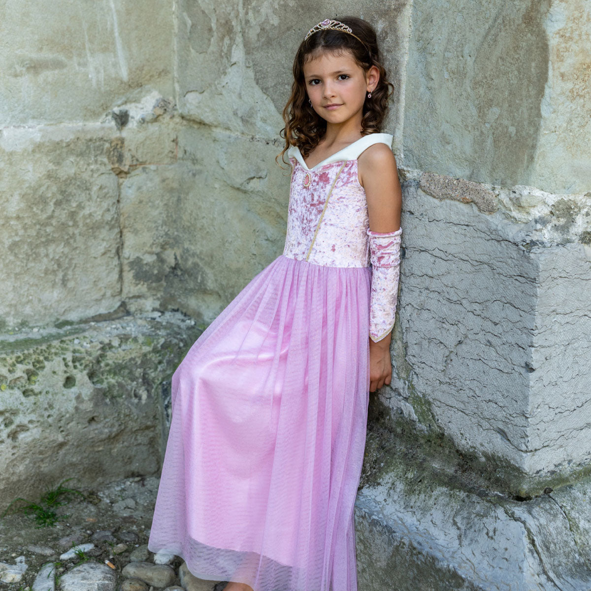 Young girl wearing Great Pretenders Velvety Soft Sleeping Sweetheart Princess Gown with Arm Warmers