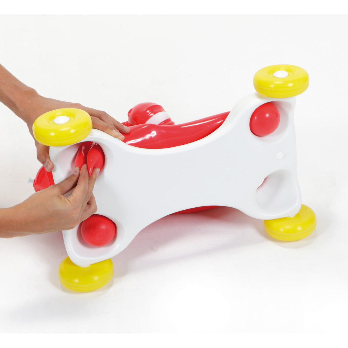 How to attach the Gymnic Rody Speedy Rolling Base to a Rody Horse