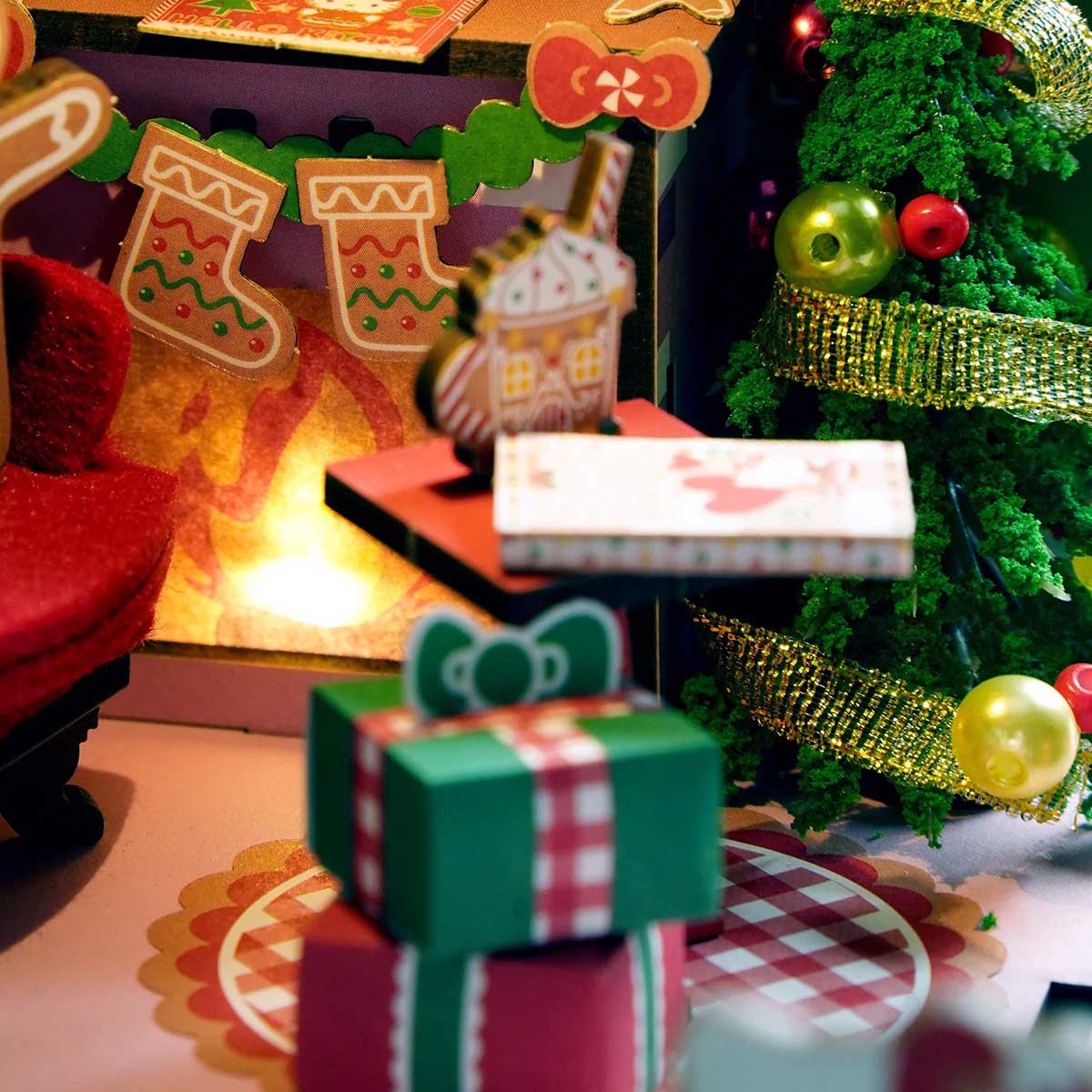 Hands Craft Hello Kitty Gingerbread House - 3D Wooden Puzzle