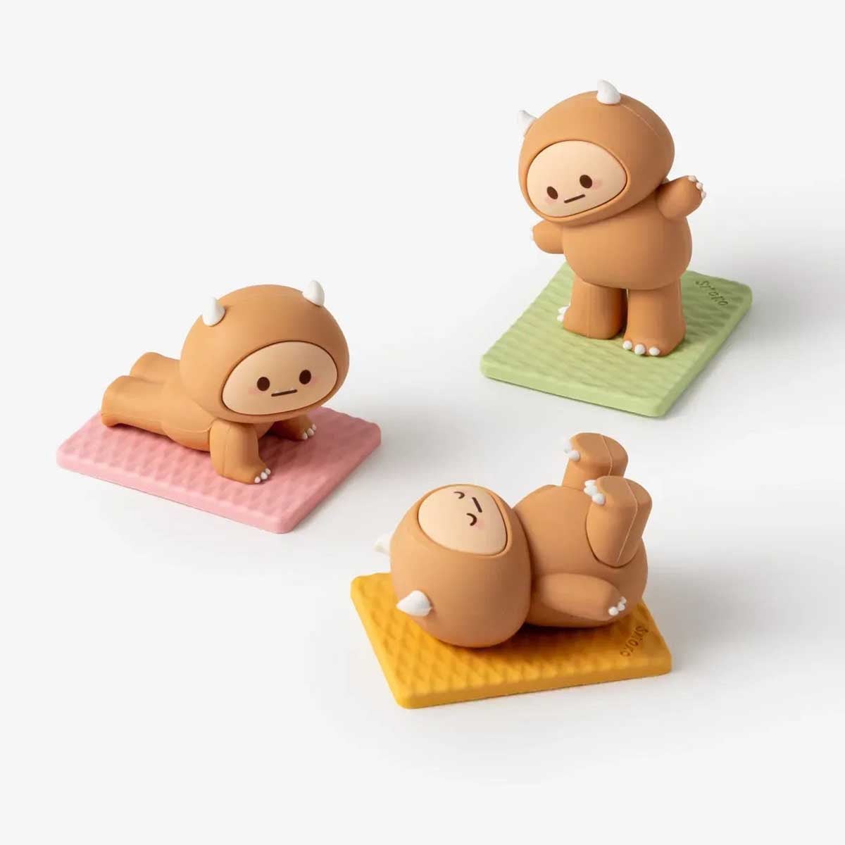 Hank Yeti Doing Yoga Blind Box