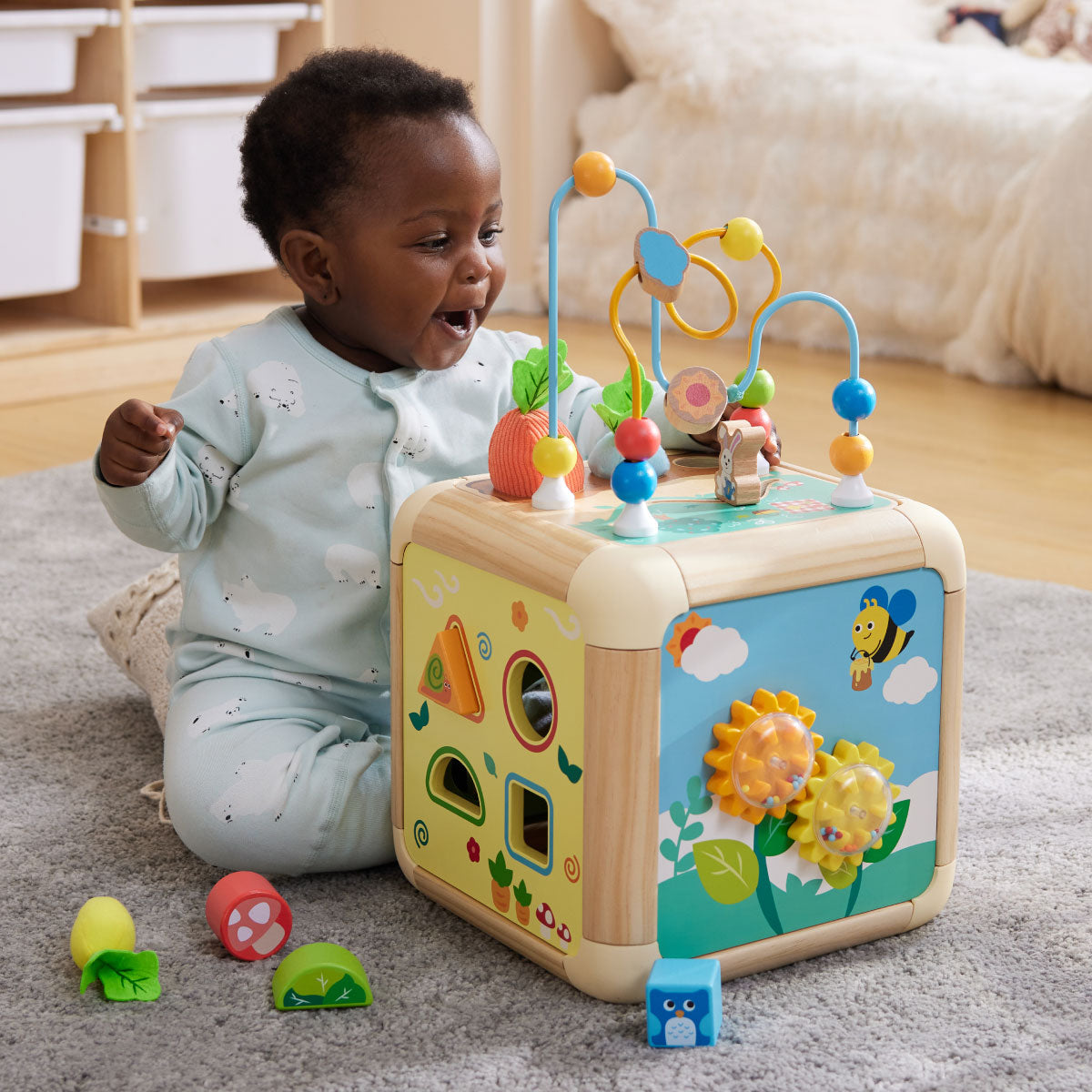 Hape Green Thumbs Activity Cube