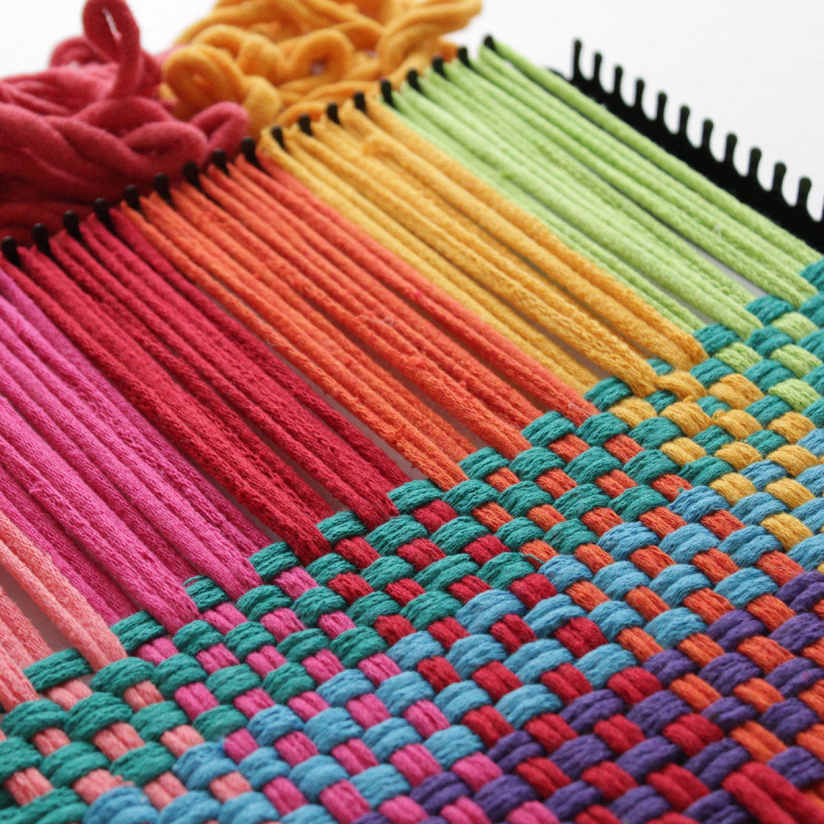 Harrisville Designs Friendly Loom Potholder Pro Loom Kit - 10” Larger Size