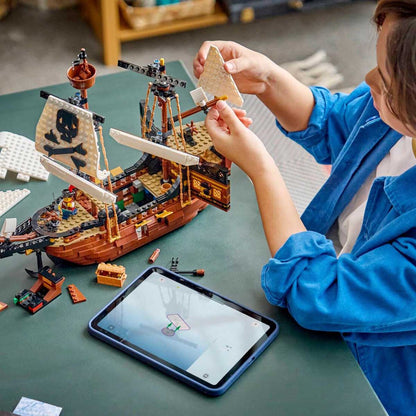 LEGO CREATOR 3 in 1 Pirate Ship