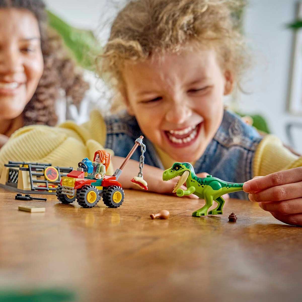 LEGO JURASSIC WORLD Young T. rex Transporter Truck