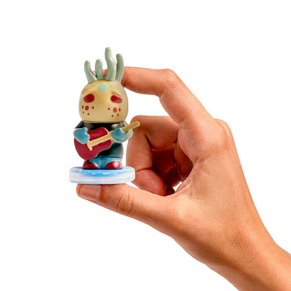 Loops Lab Solo Mountain Riders - Billie Five - Acoustic Guitar Single Figurine