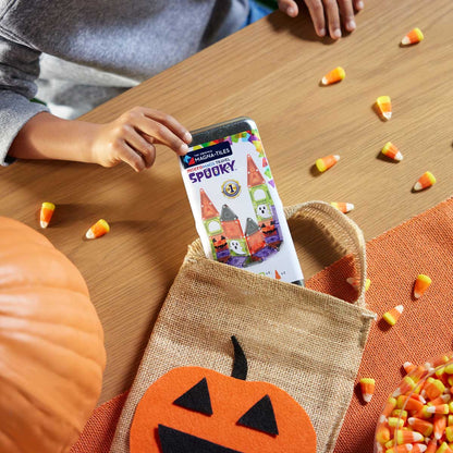 Magna-Tiles MAGNA-TILES microMAGS Spooky Travel 24-Piece Set