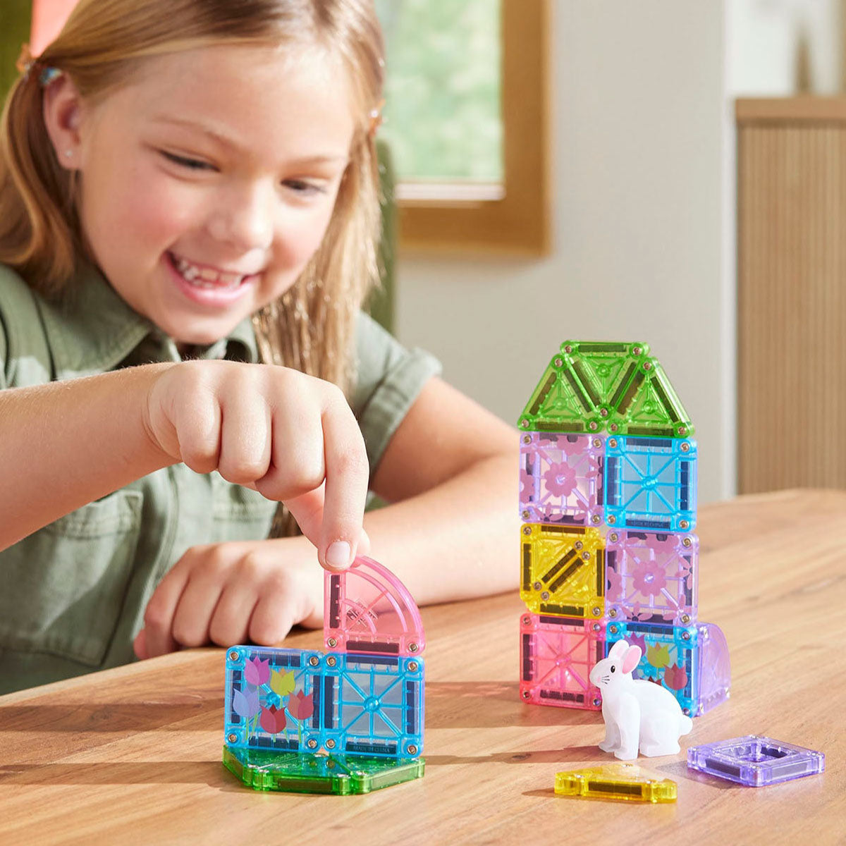 Magna-Tiles microMAGS Spring Garden 24 piece Travel Set