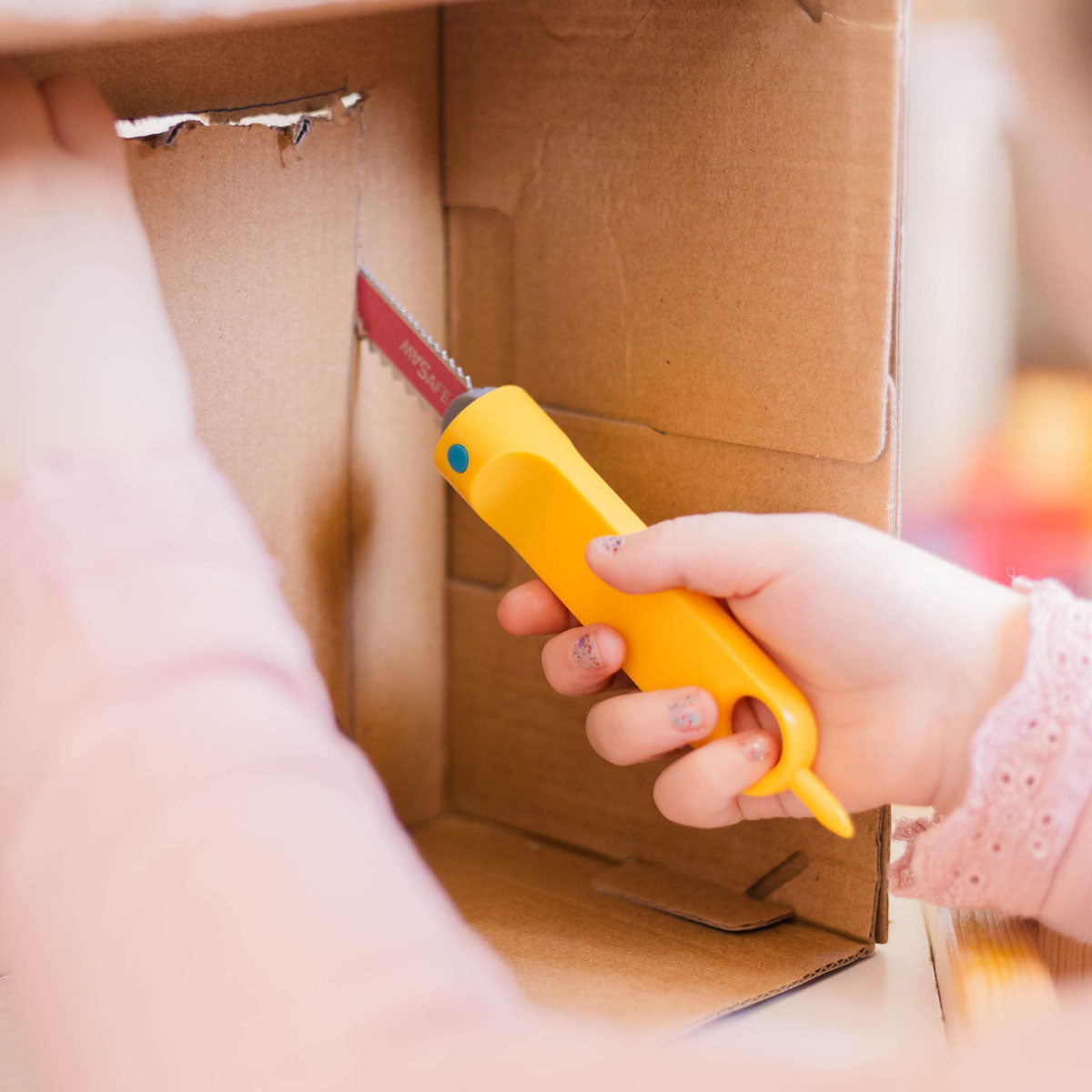 Makedo Safe-Saw Cardboard Tool