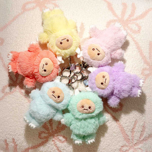 Hank Yeti Goes Pastel - Blind Box Bag Charm
