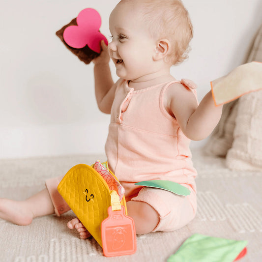 Melissa & Doug Soft Taco Fill & Spill Play Set
