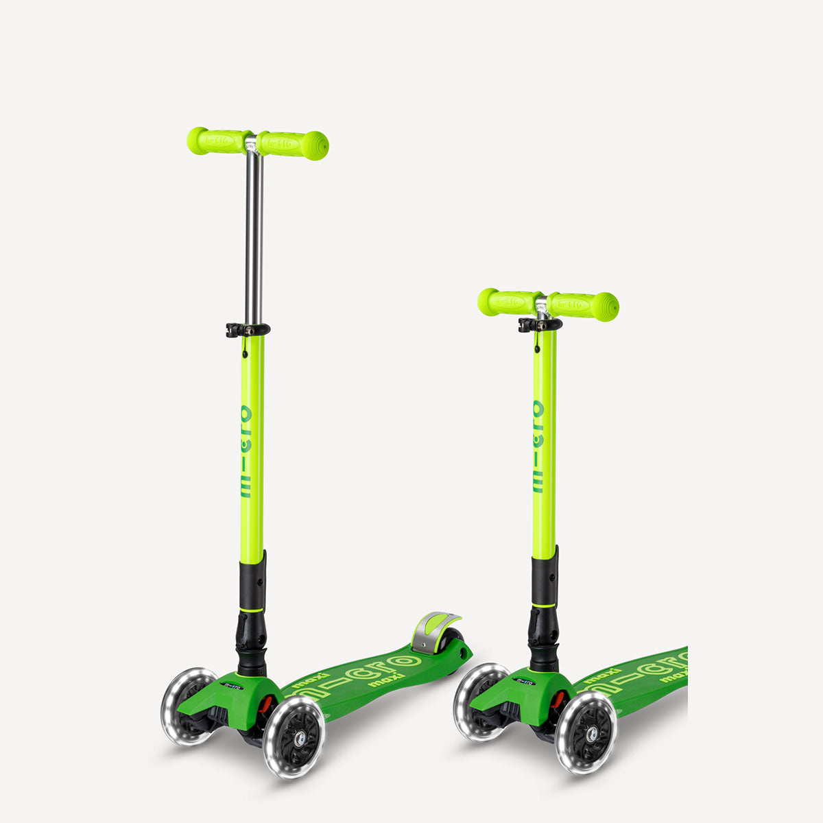 Maxi Deluxe Foldable Scooter LED Wheels - Neon Parrot Green