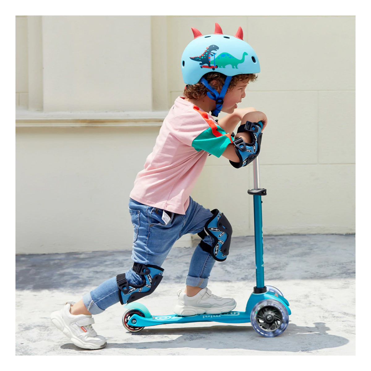 Micro Kickboard Mini Deluxe LED Bigger Kid Rider