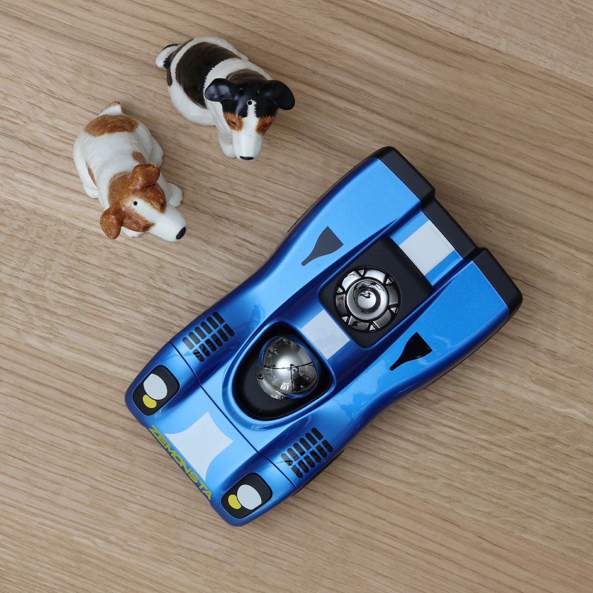 Playforever Zemonsta Race Car top-down view