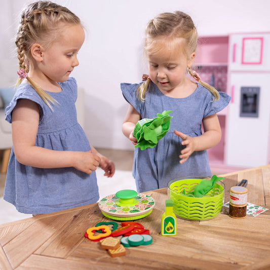 Salad Spinner Play Set from Melissa and Doug.