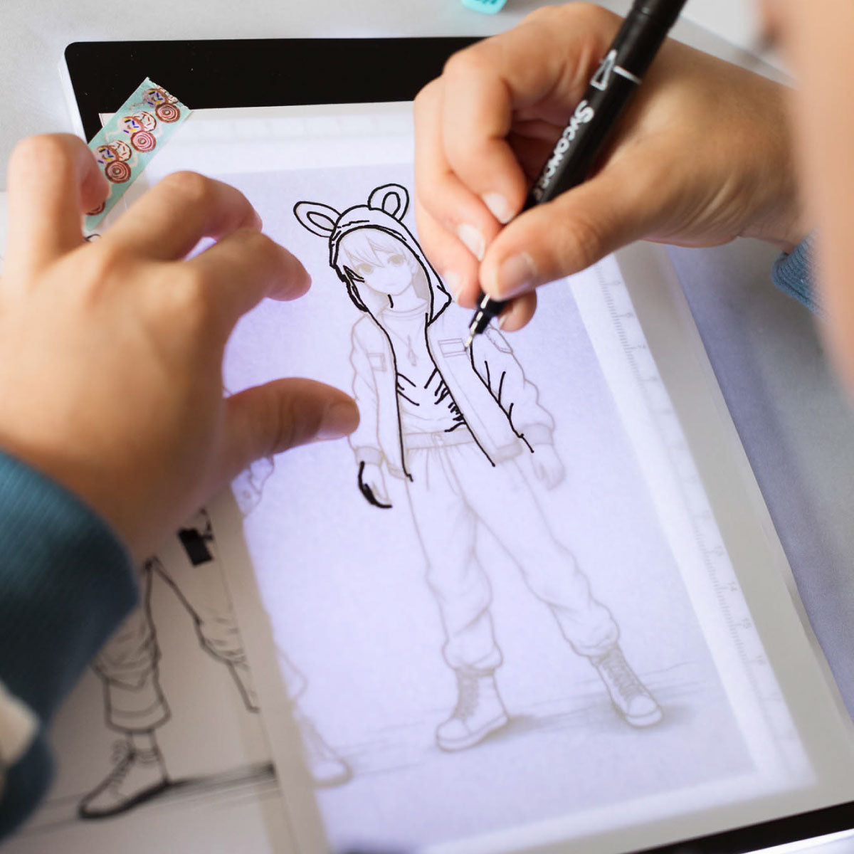 Sycomore Artissimo Create Your Manga Characters Rechargeable Light Pad