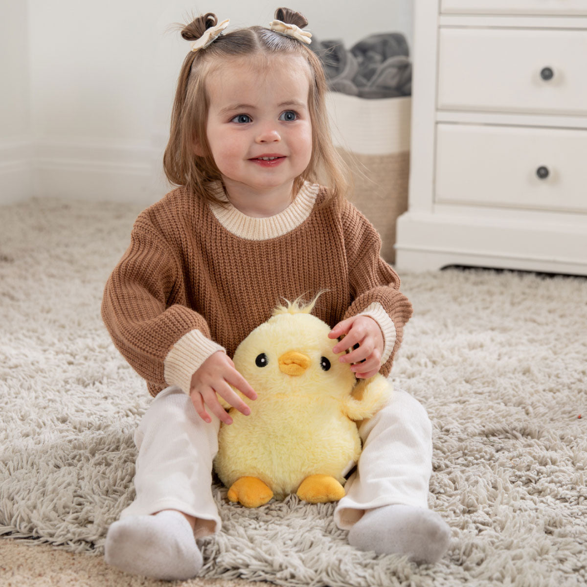 Cheerful Chick Warm Pals