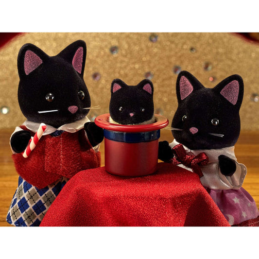 Calico Critters Midnight Cat Family