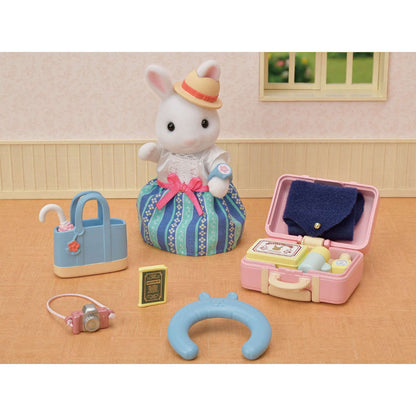 Calico Critters Weekend Travel Set Snow Rabbit Mother