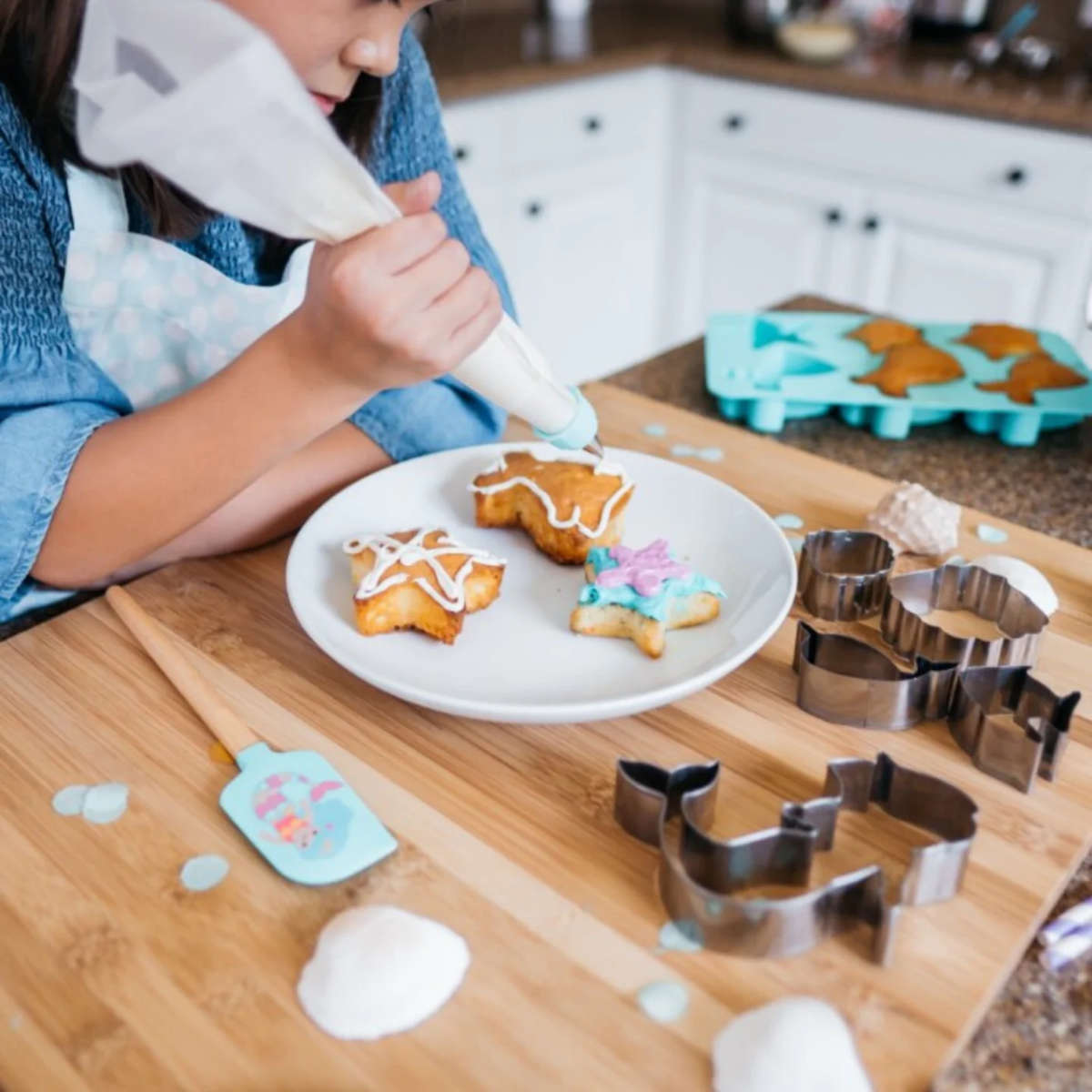 Handstand Kitchen Under the Sea Mermaid Ultimate Baking Set