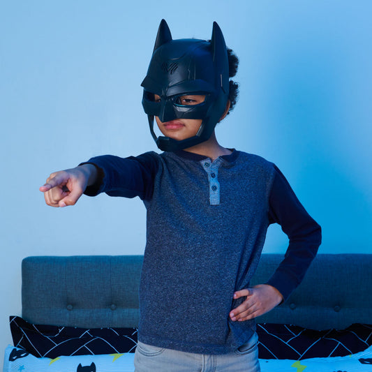 Batman Bat-Tech Voice-Changing Mask from Spin Master